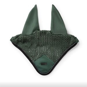Equestrian Ear Bonnet
SYCAMORE GREEN